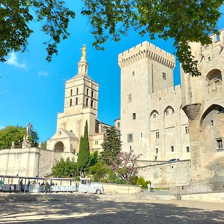 Studio Terrasse, Intra-Muros, Climatise Avec Wifi Avignon Exterior photo